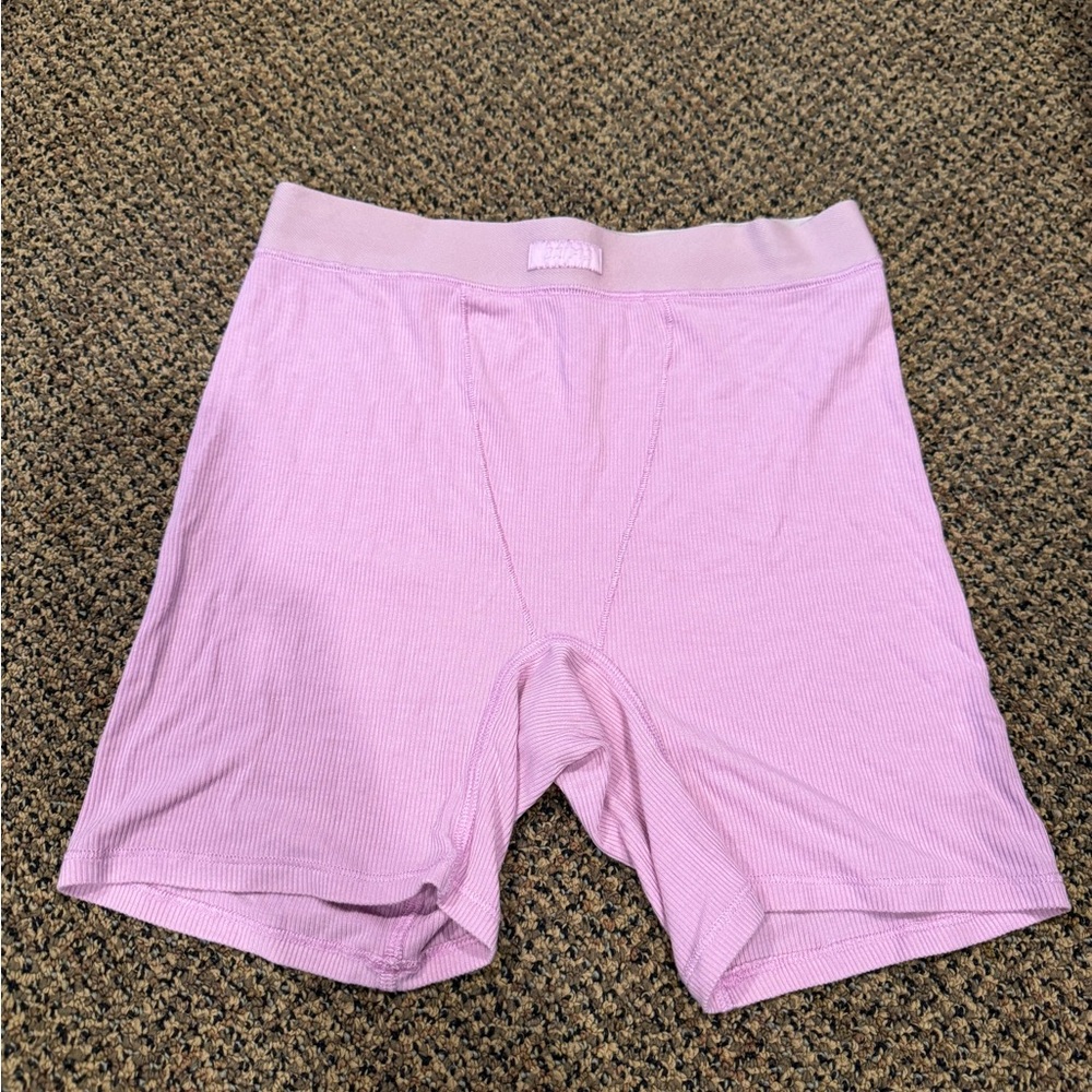 Skims soft lounge boxer shorts